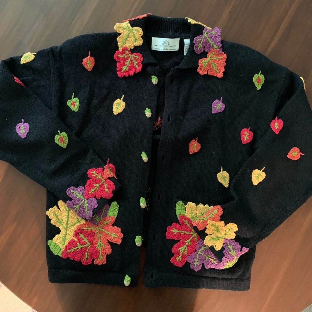 Design Options by Philip & Jane Gordon….size Small….Fall leaves cardigan